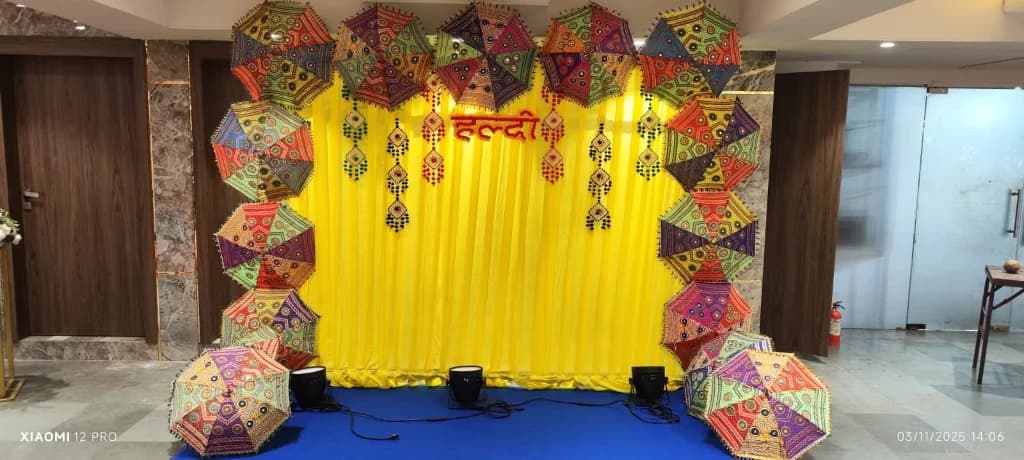 Traditional Haldi Canopy Decor